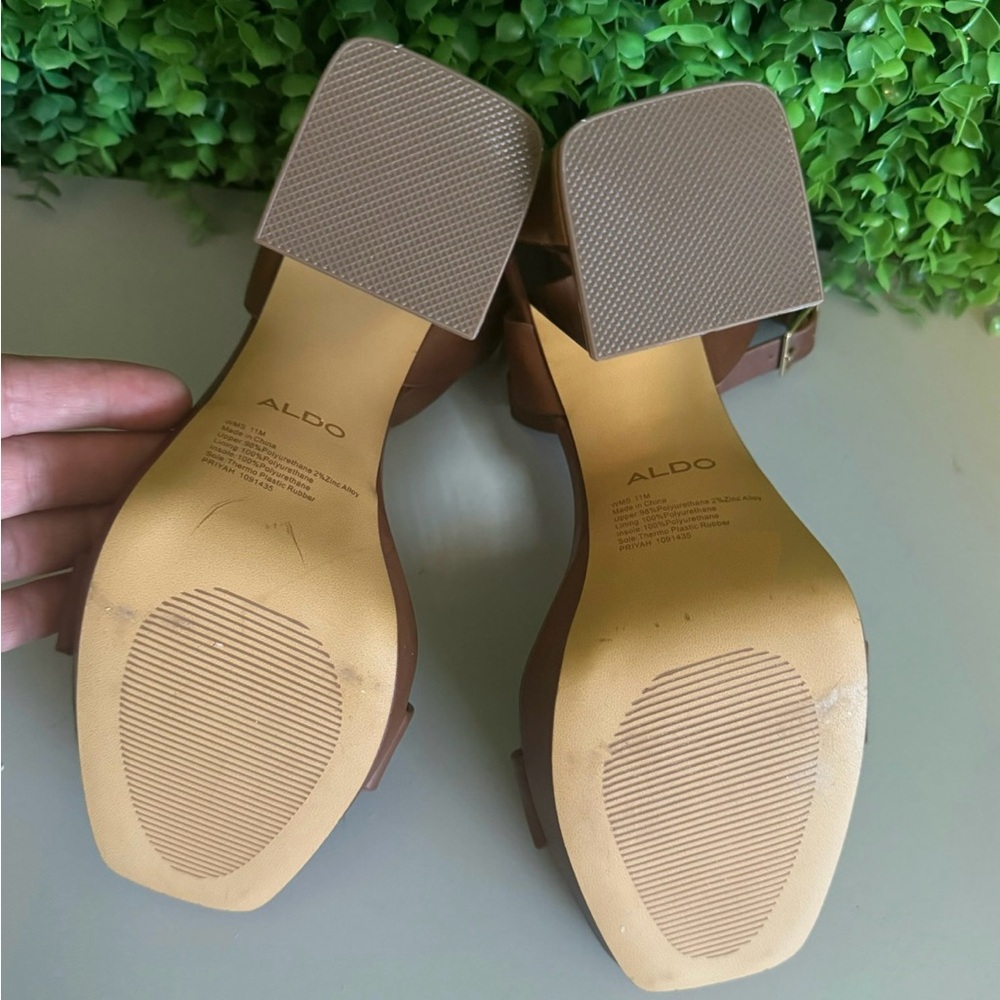 Aldo Priyah 1091435 Chestnut with Wood & Gold Block Heels Women's Size 11 - Picture 2 of 14